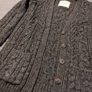Abercrombie cardigan